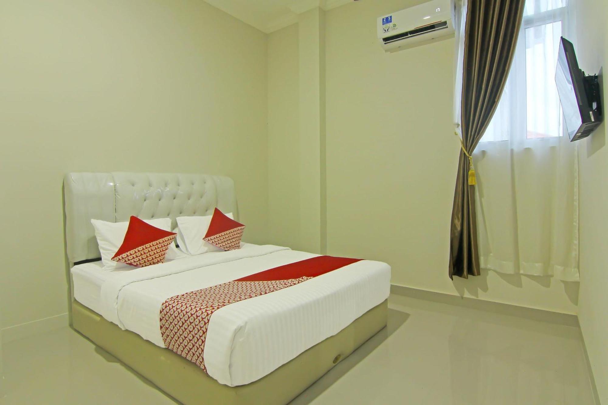 Utama Residence Padang  Exterior photo